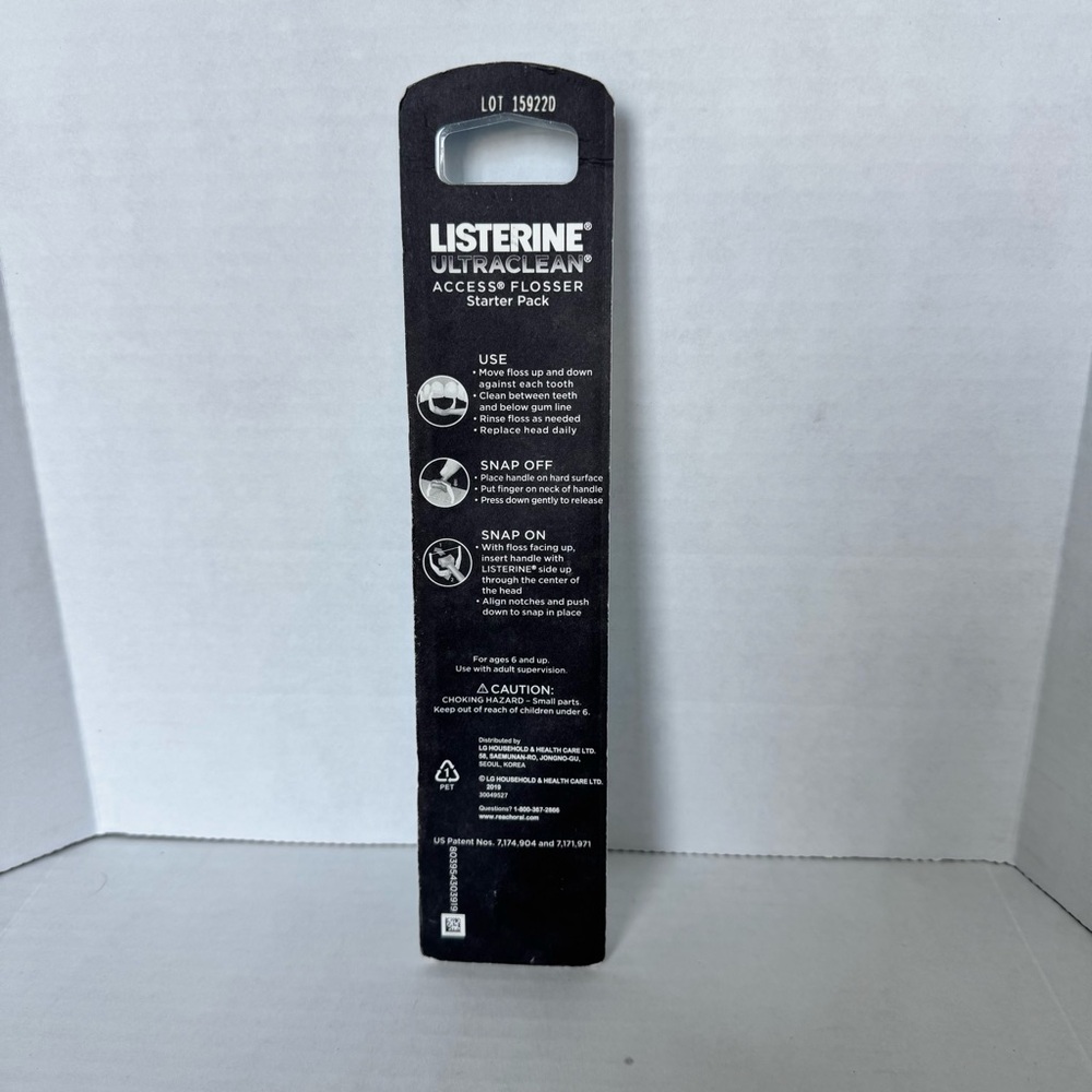 New Listerine Ultraclean Access Flosser Starter Pack with 3 Disposable Heads - Picture 4 of 6